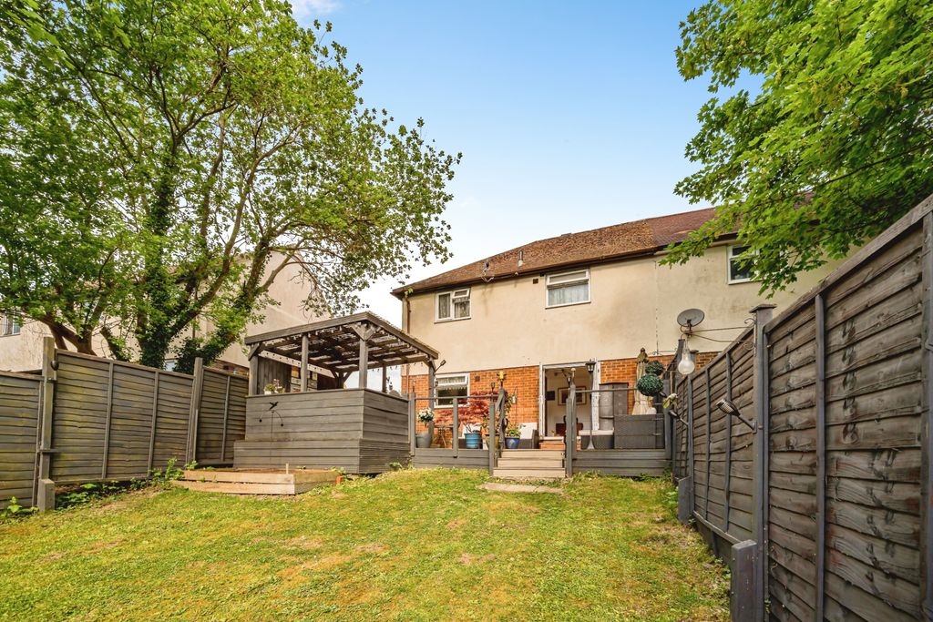 Property photo 1 of 20