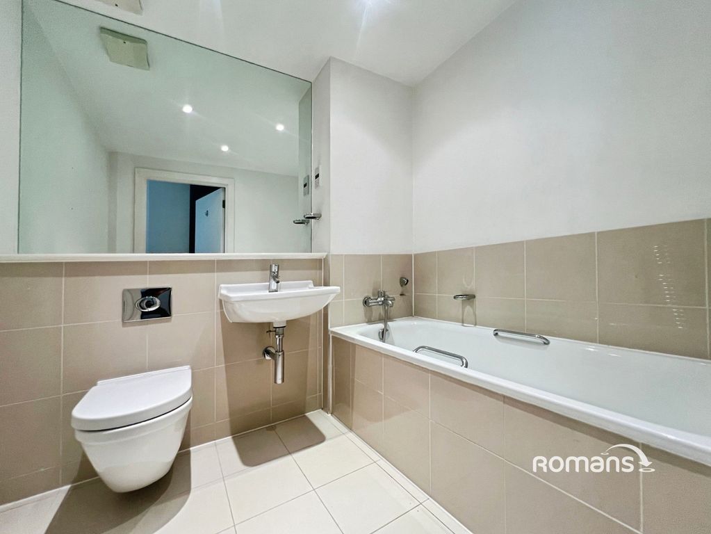 Property photo 3 of 7 Pbox-Img.Jpg
