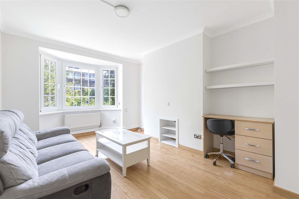 Property photo 2 of 16 Reception