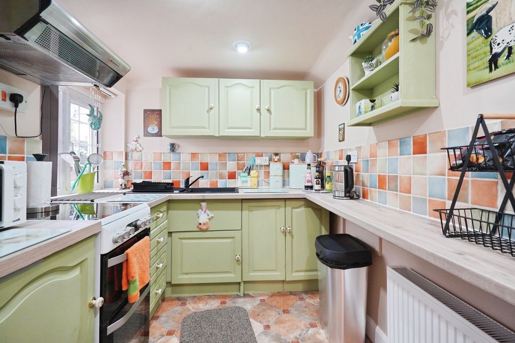 Property photo 3 of 19 Pbox-Img.Jpg