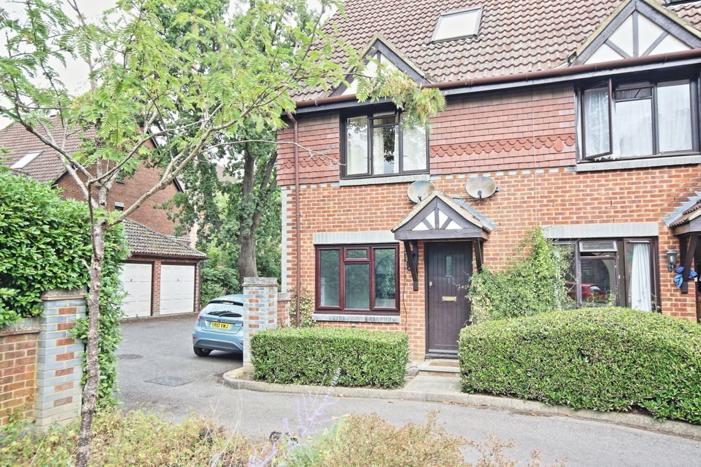 Property photo 1 of 5