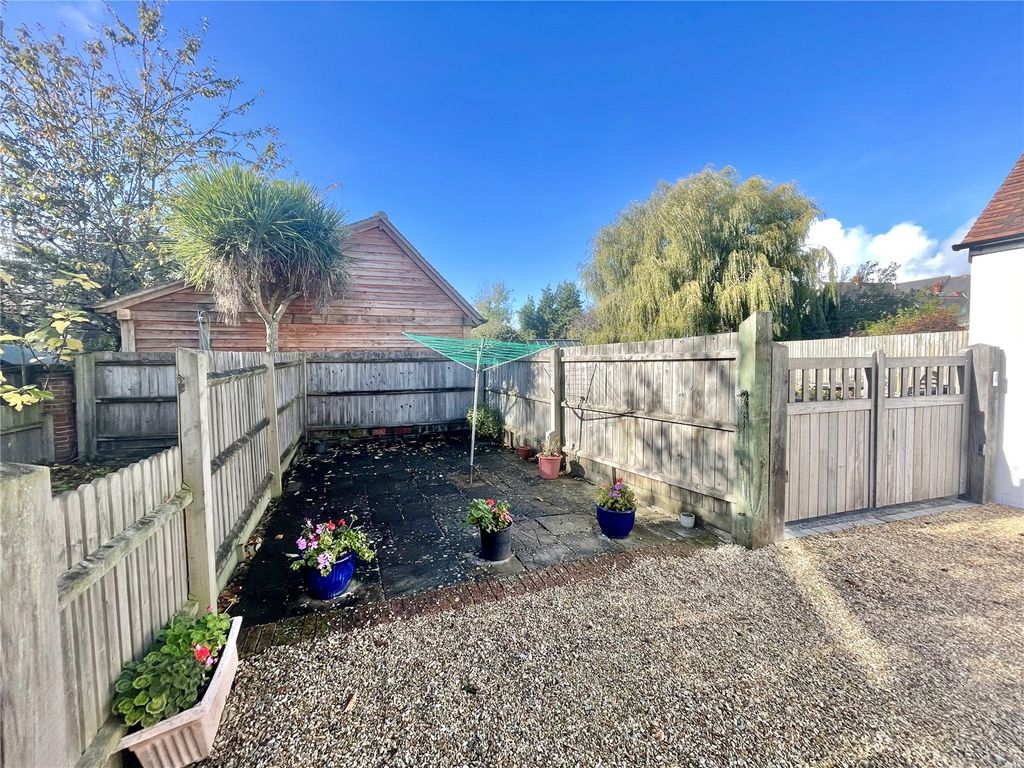 Property photo 2 of 11 Picture No. 04