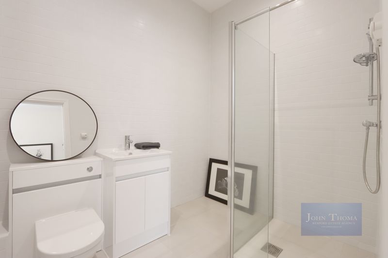 Additional image 11 of 2 bed flat to rentThe Canopy, Lambourne Road, Chigwell IG7