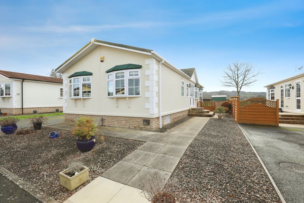 Property photo 1 of 15 Pbox-Img.Jpg