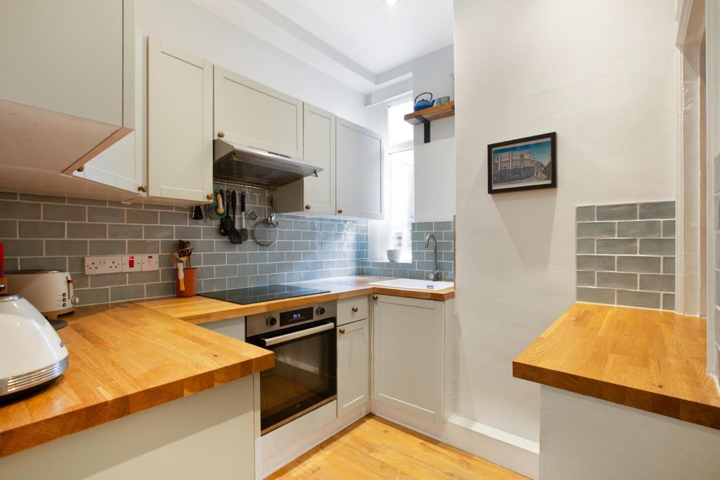 Property photo 3 of 15 Ach_7994.Jpg