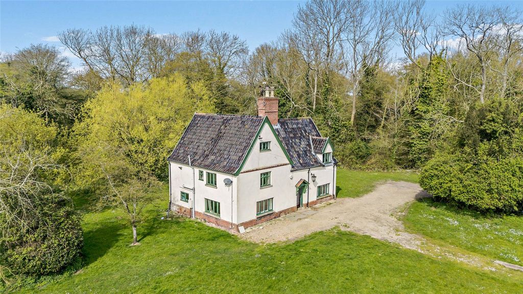 Property photo 1 of 18 Manor Farm House