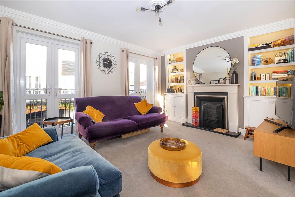 Property photo 2 of 31 23-Harvest-Lane-0012 Copy.Jpg