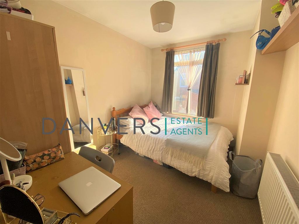 Property photo 3 of 13