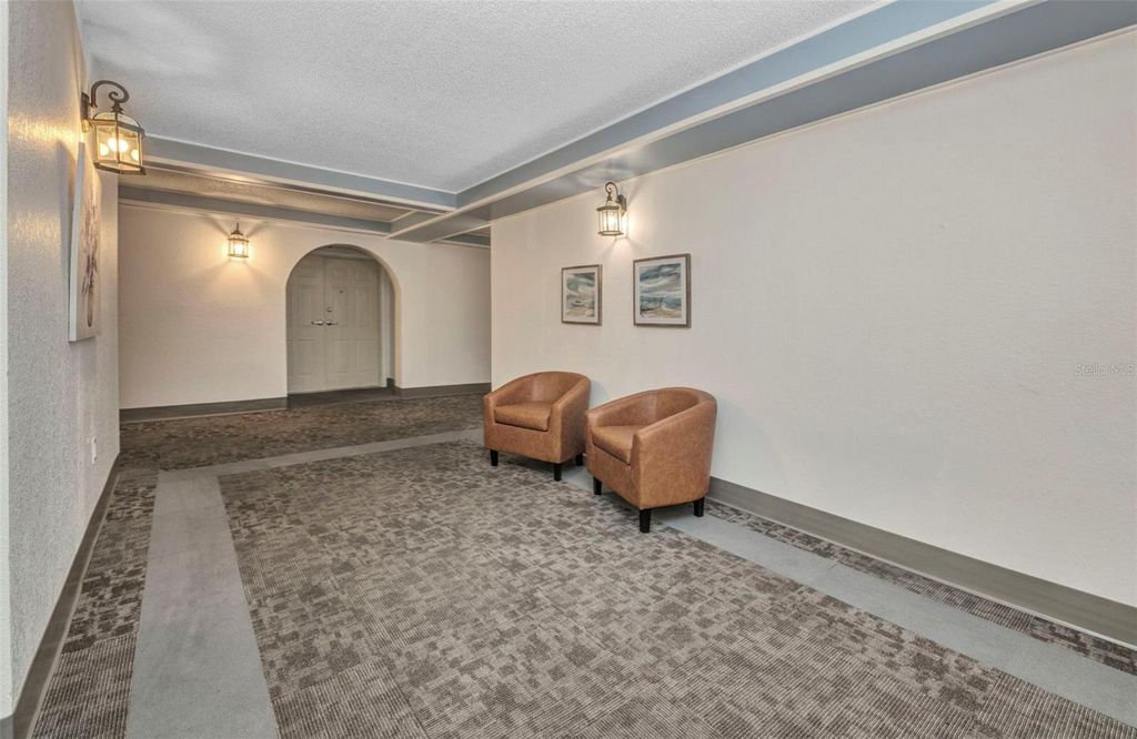 Property photo 3 of 19 <Alttext/>