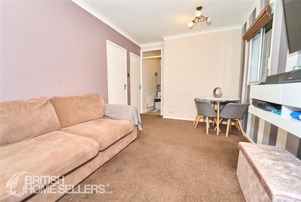 Property photo 3 of 12 Picture No. 10