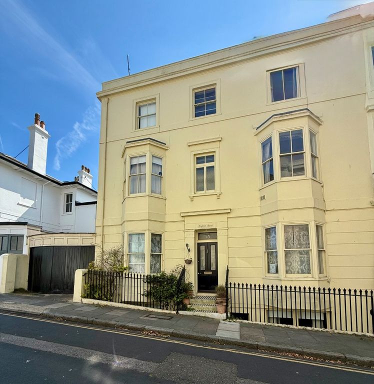 Property photo 1 of 34 4324022