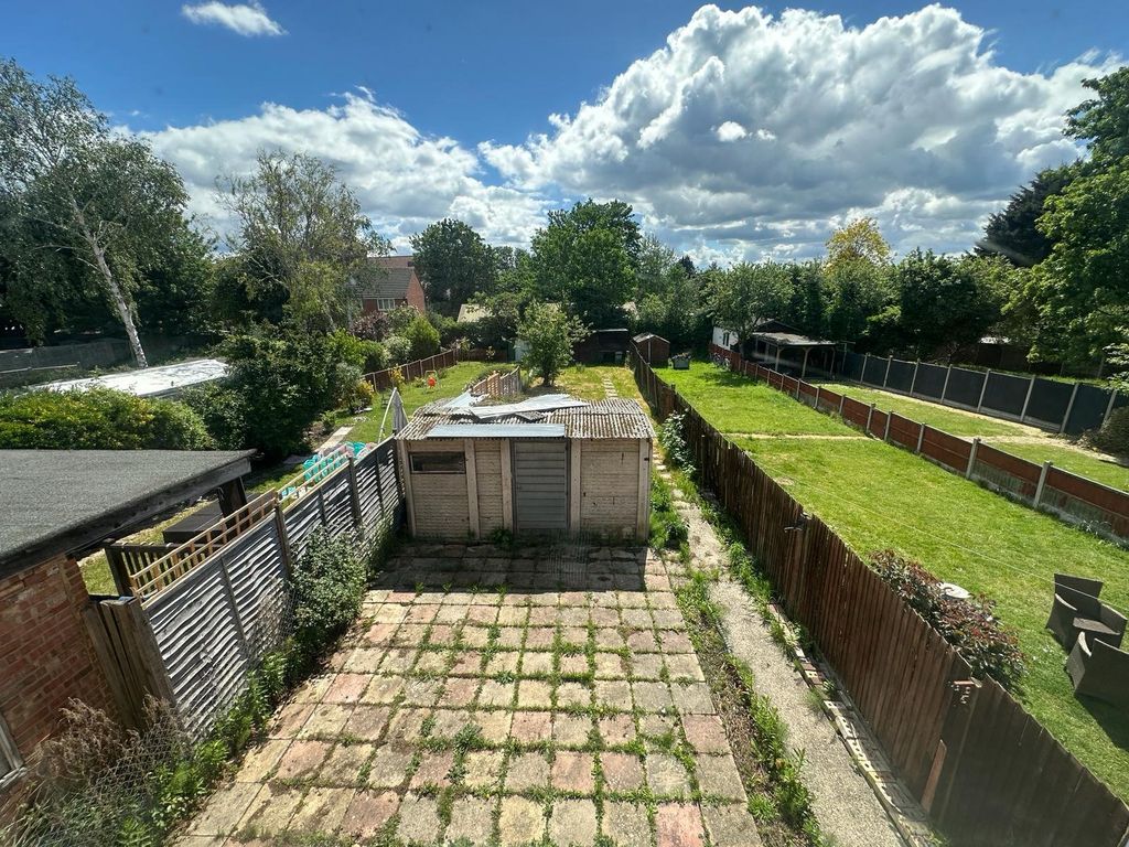 Property photo 3 of 8 Picture No. 07