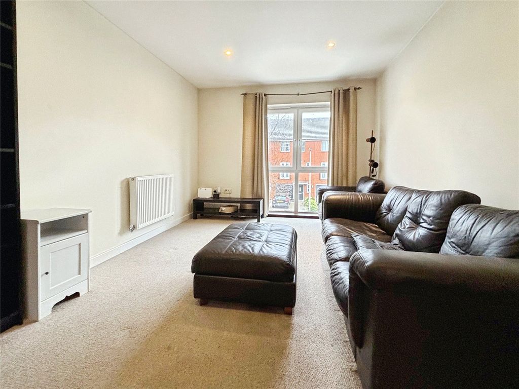 Property photo 2 of 7 Picture No. 10