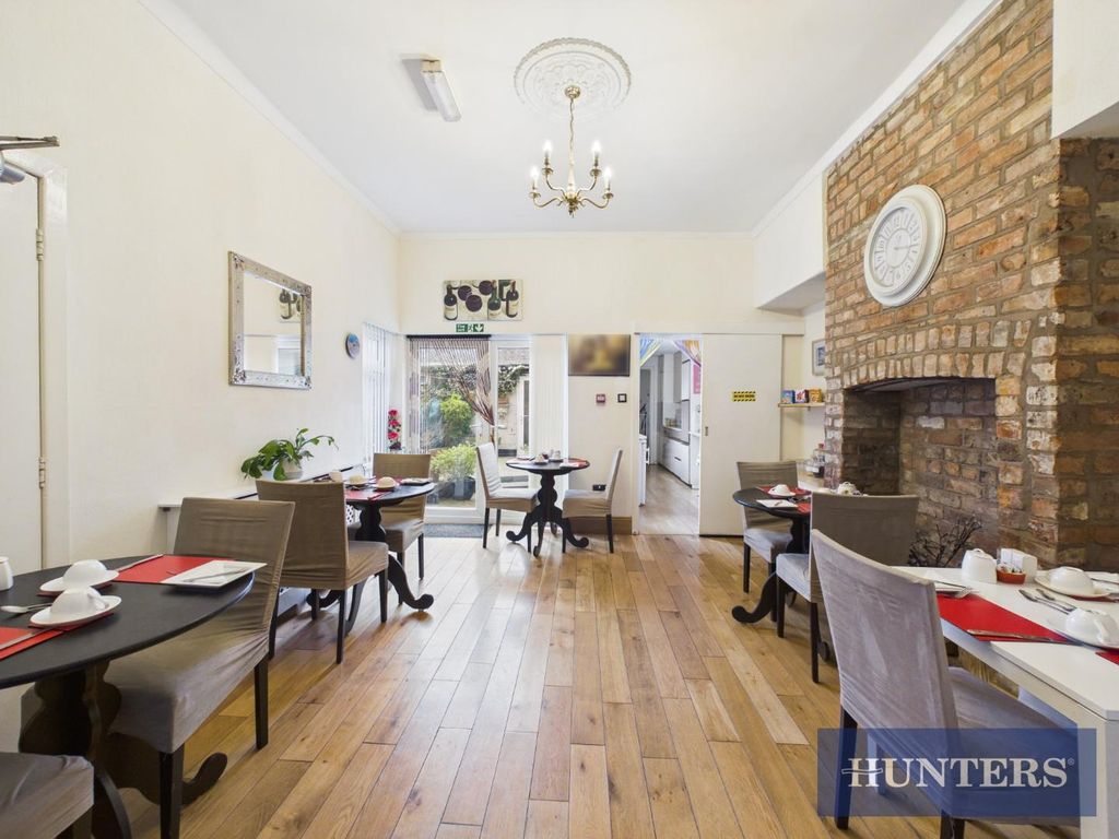 Property photo 3 of 28 Cam02804G0-Pr0424-Still018.Jpg