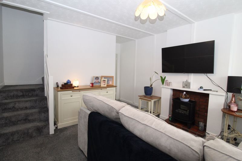 Property photo 3 of 19 Photo 8