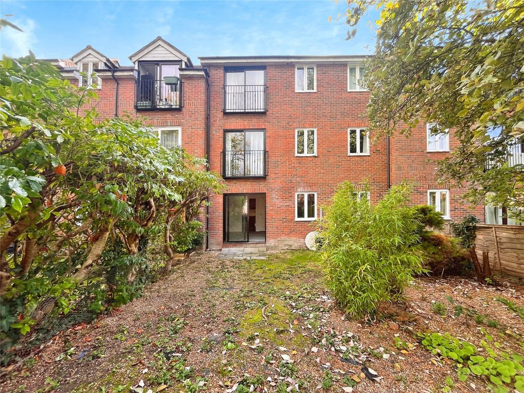 Property photo 3 of 12 Picture No. 13