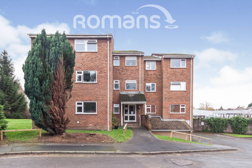 Property photo 1 of 10 5d852163-De37-4740-8
