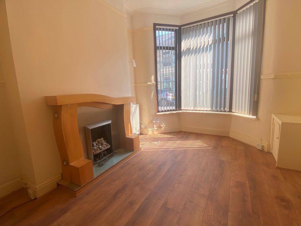Property photo 2 of 8 Reception Room