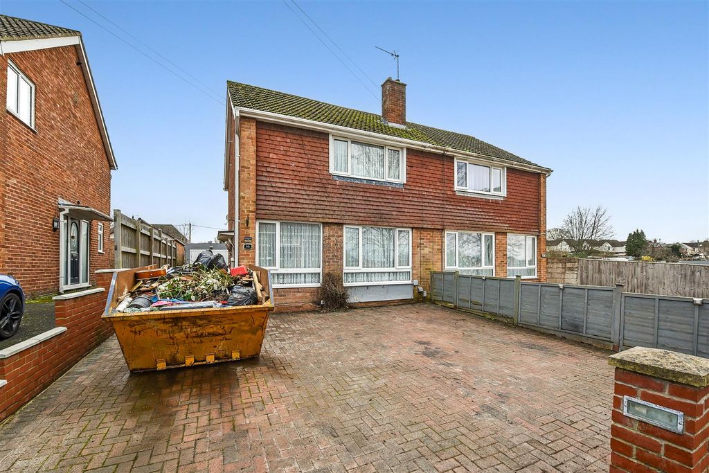 Property photo 1 of 20 Ph31_6338152.Jpg