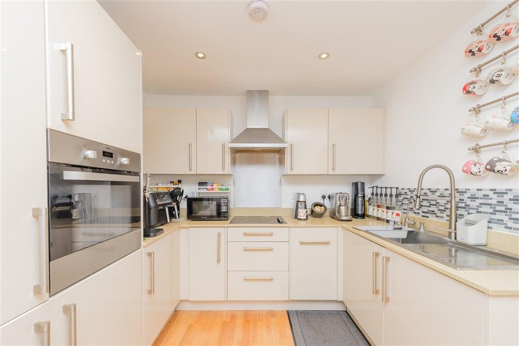 Property photo 2 of 15 Kitchen