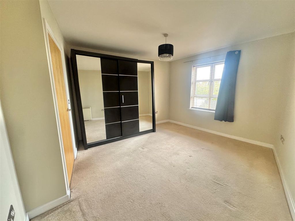 Property photo 1 of 11 5.Jpg