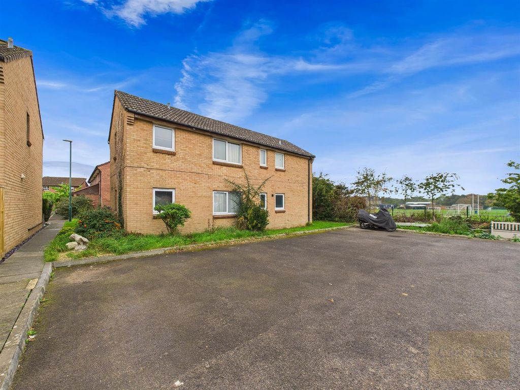 Property photo 1 of 1