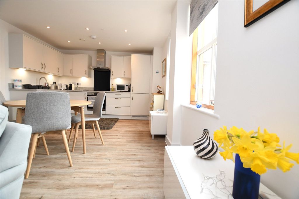 Property photo 3 of 13 Picture No. 07