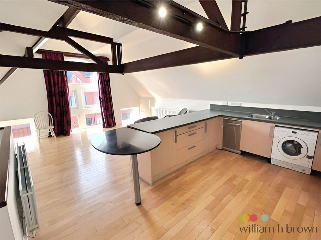 Property photo 1 of 17 Image