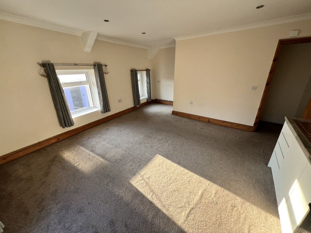 Property photo 3 of 5 Img_4345