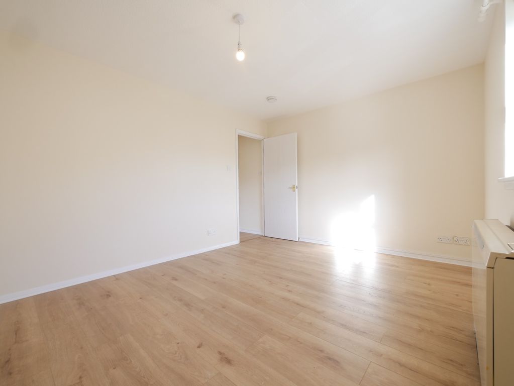 Property photo 3 of 10 Photo 3