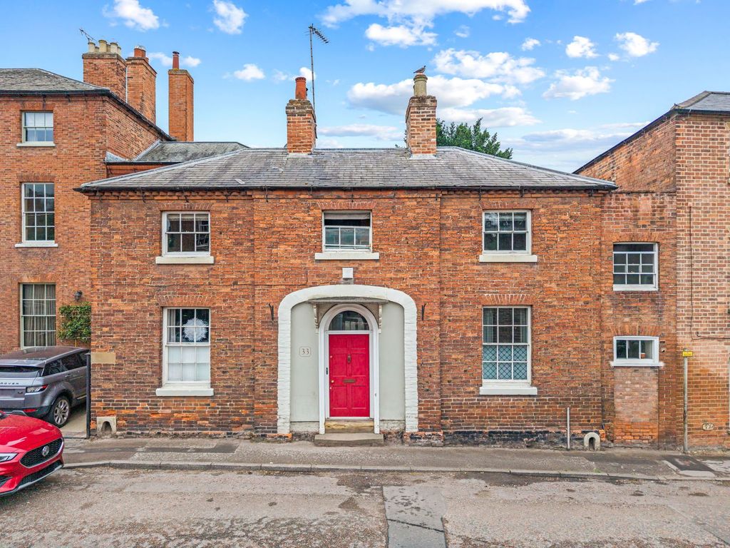 Property photo 1 of 37