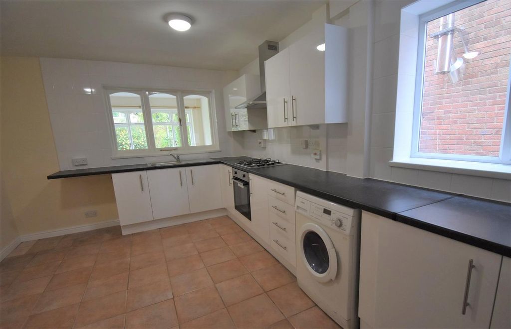 Property photo 2 of 17 Img_2393_3_Original.Jpg