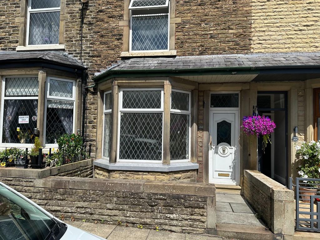 Property photo 3 of 11