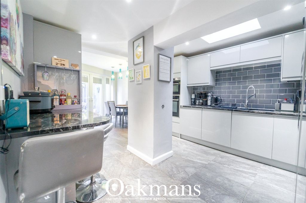 Property photo 3 of 38 Picture No. 25