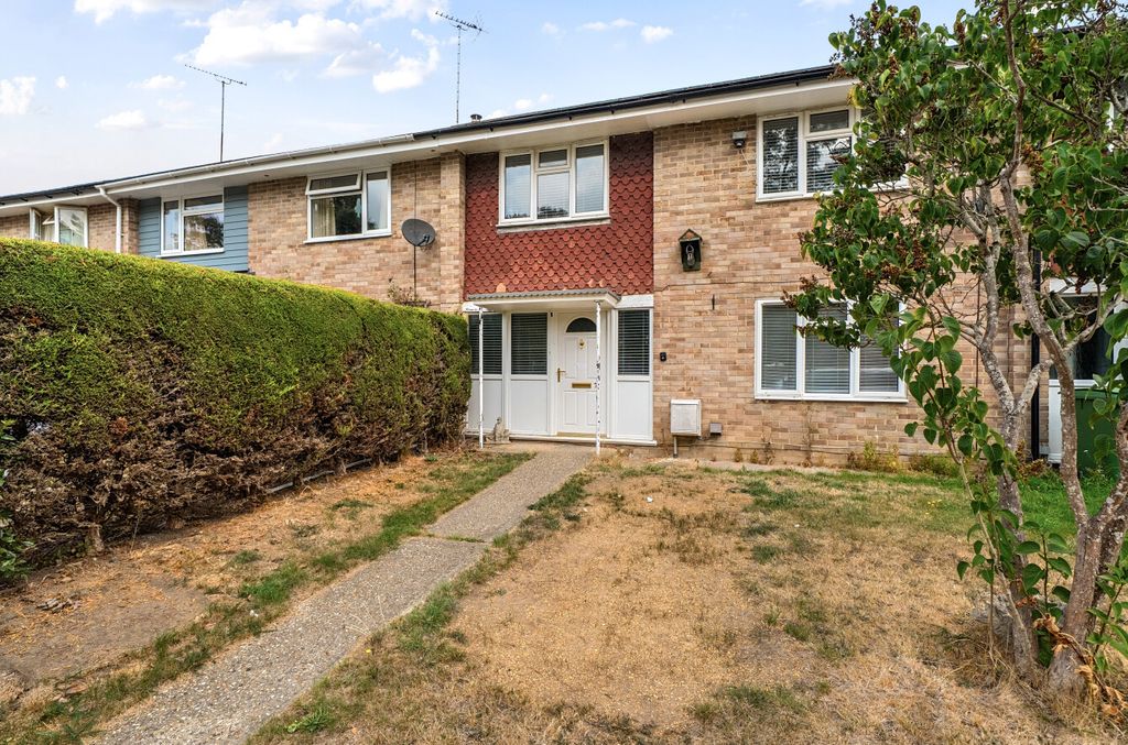 Property photo 1 of 12 1343227-1-68A460c...