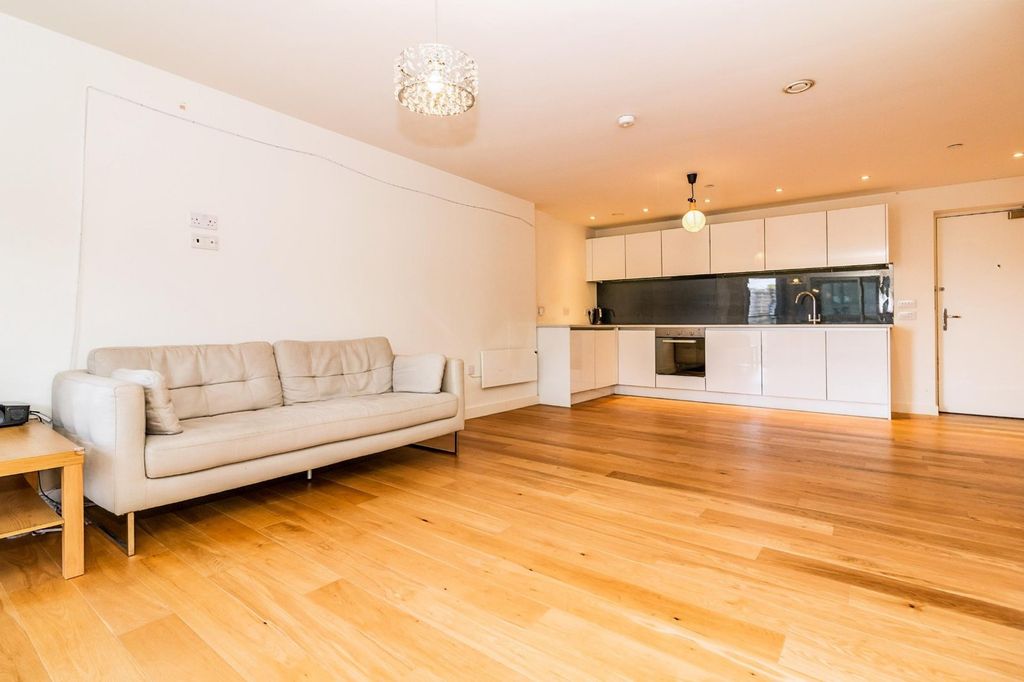 Property photo 2 of 8 Picture No. 07