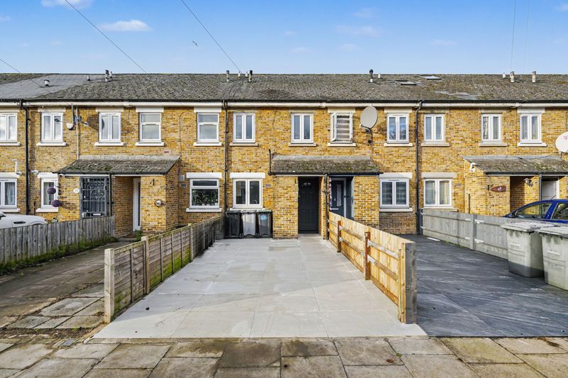 Property photo 1 of 16 Photo 15