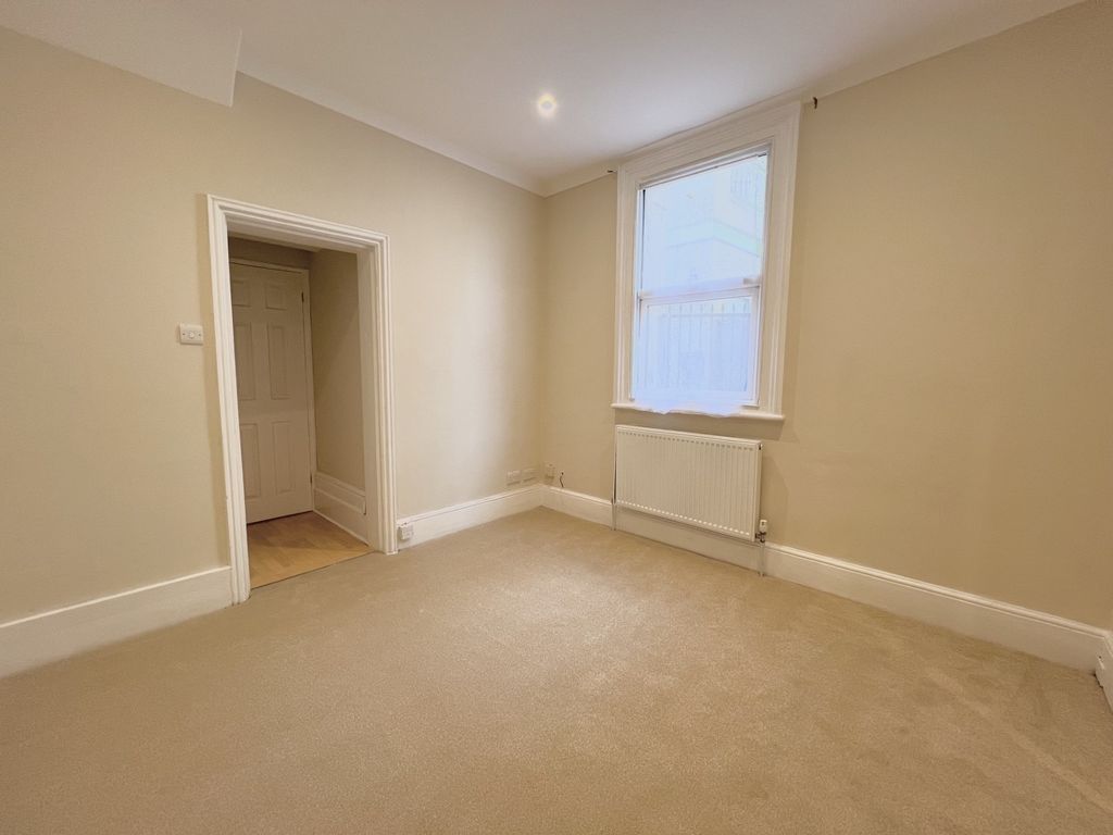Property photo 3 of 7 2