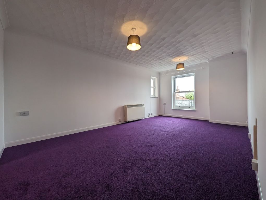 Property photo 2 of 14 Image