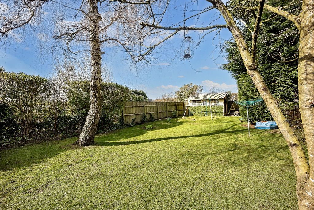 Property photo 2 of 39
