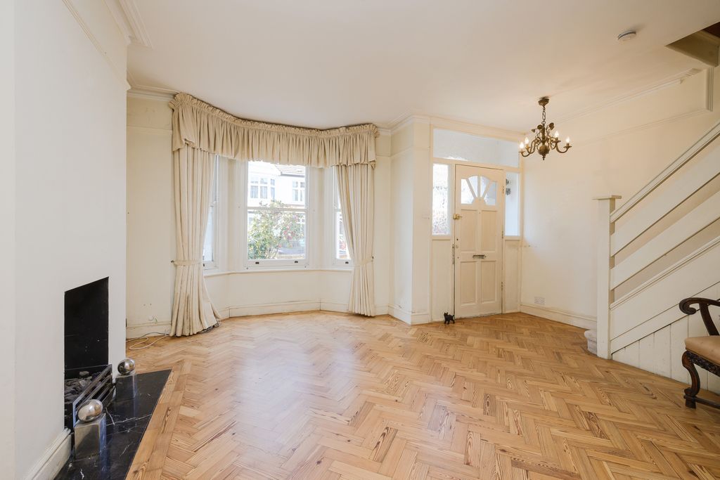 Property photo 2 of 19 Picture No. 03