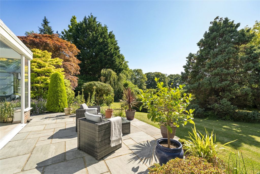 Property photo 3 of 28 Picture No. 20