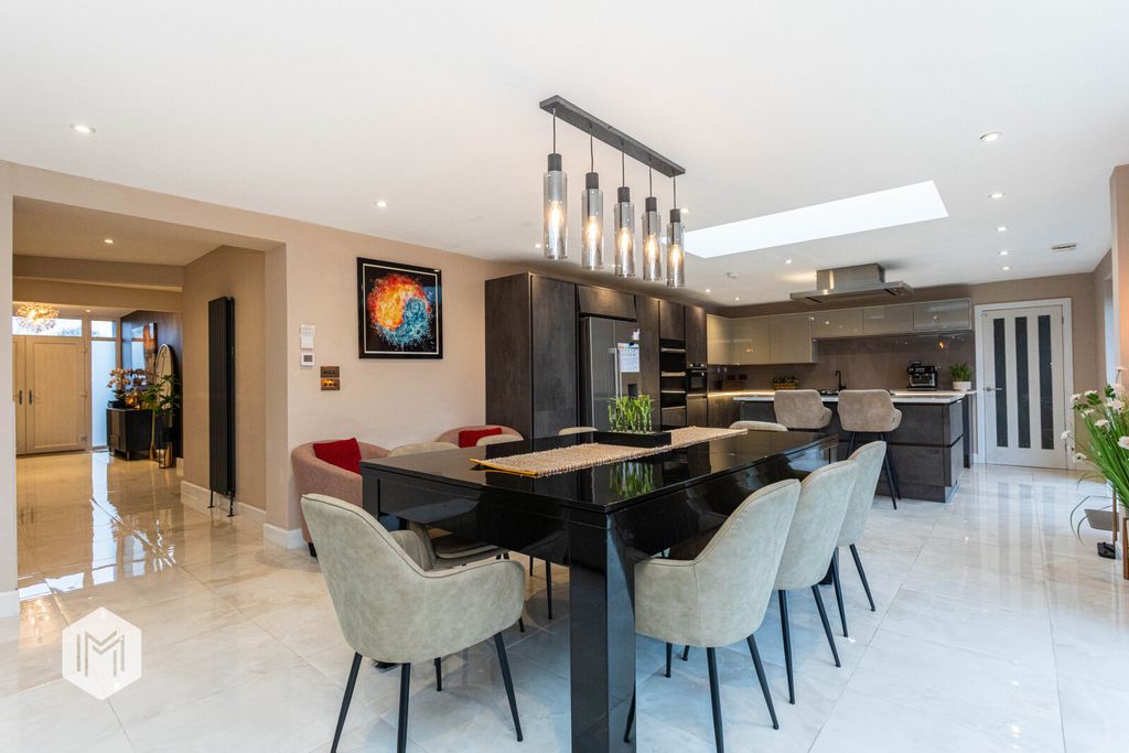 Property photo 3 of 35 Picture No. 09