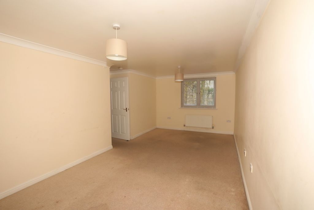 Property photo 2 of 14 Image 2