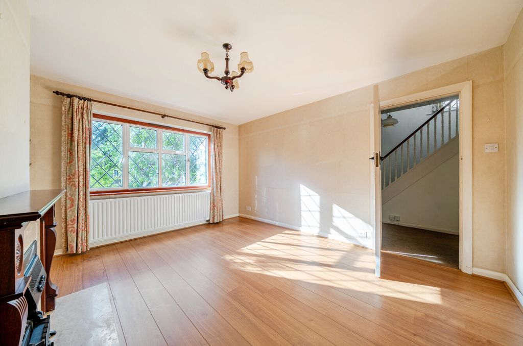 Property photo 3 of 19 1473232-11-6A21B8...