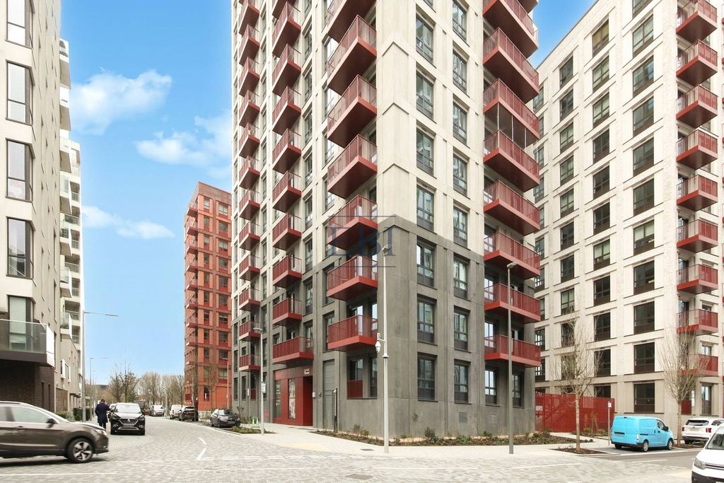 Property photo 3 of 4 Picture No. 17