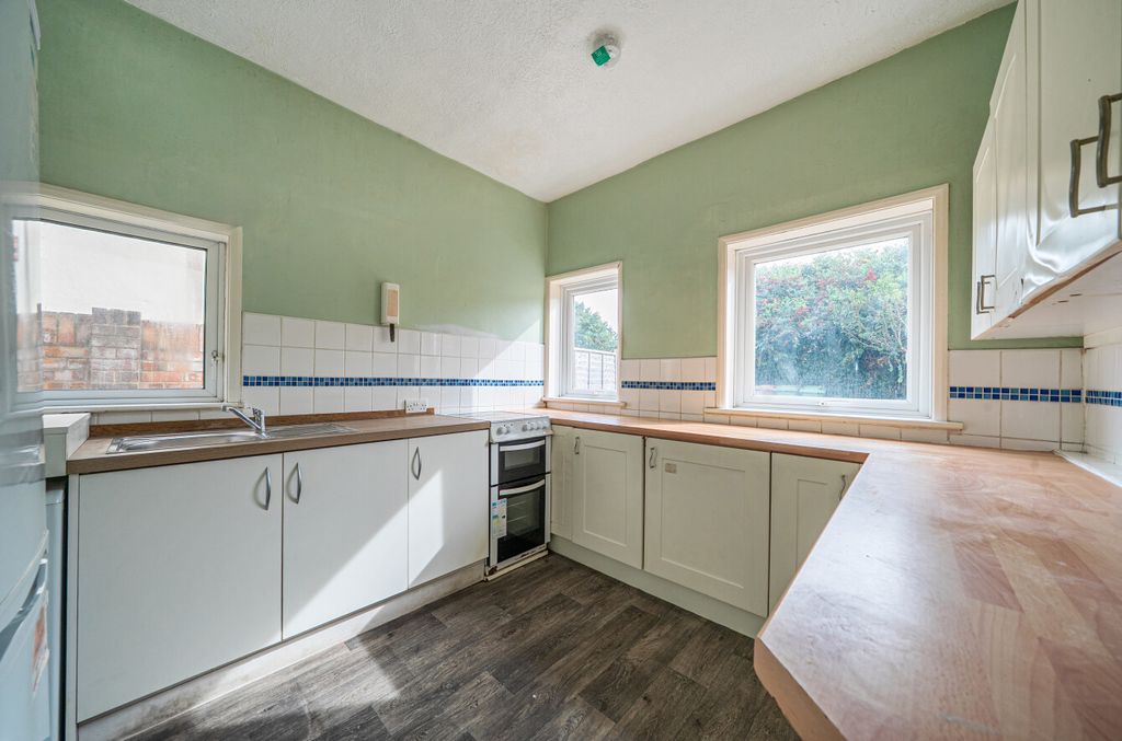 Property photo 2 of 13 1527338-8-6Aba77B...
