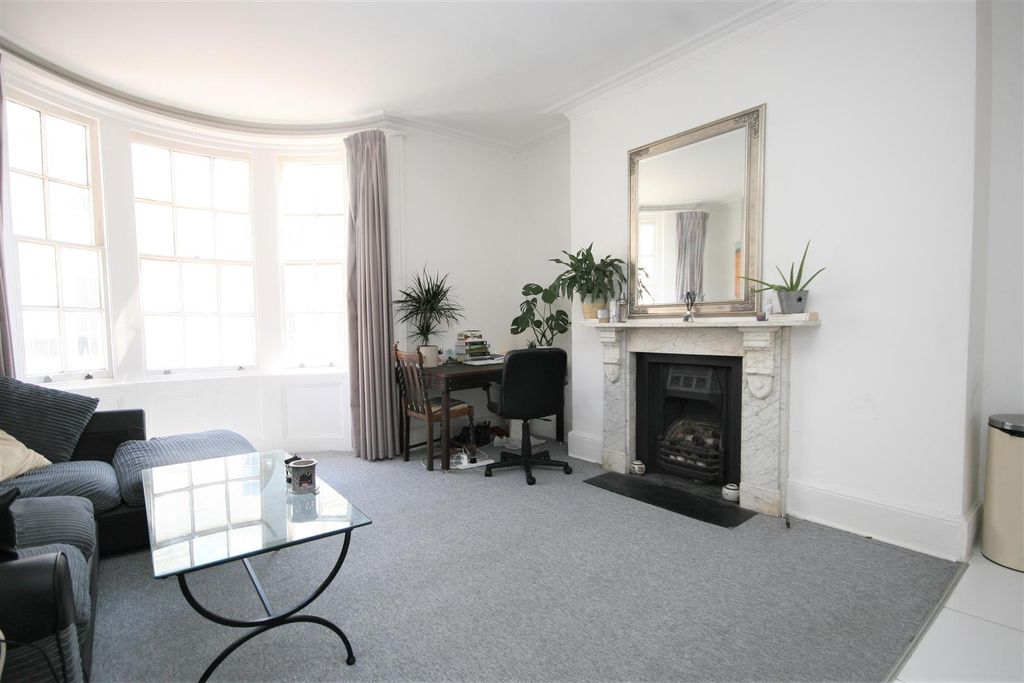 Property photo 1 of 12 Reception Area.Jpg