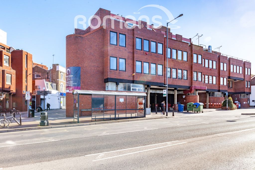 Property photo 1 of 12 9