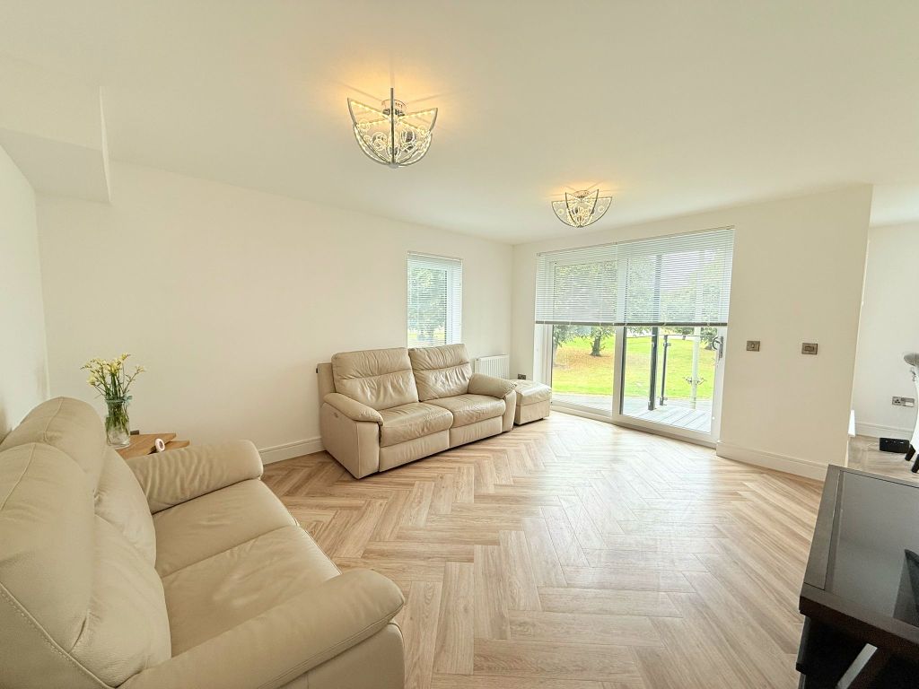 Additional image 4 of 2 bed flat for saleOld Bellsdyke Road, Larbert FK5